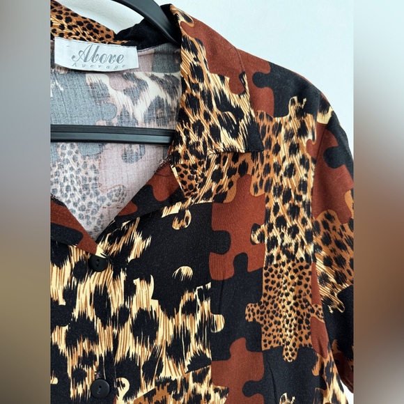 Vintage Brown Patterned Button-up - Picture 3 of 4